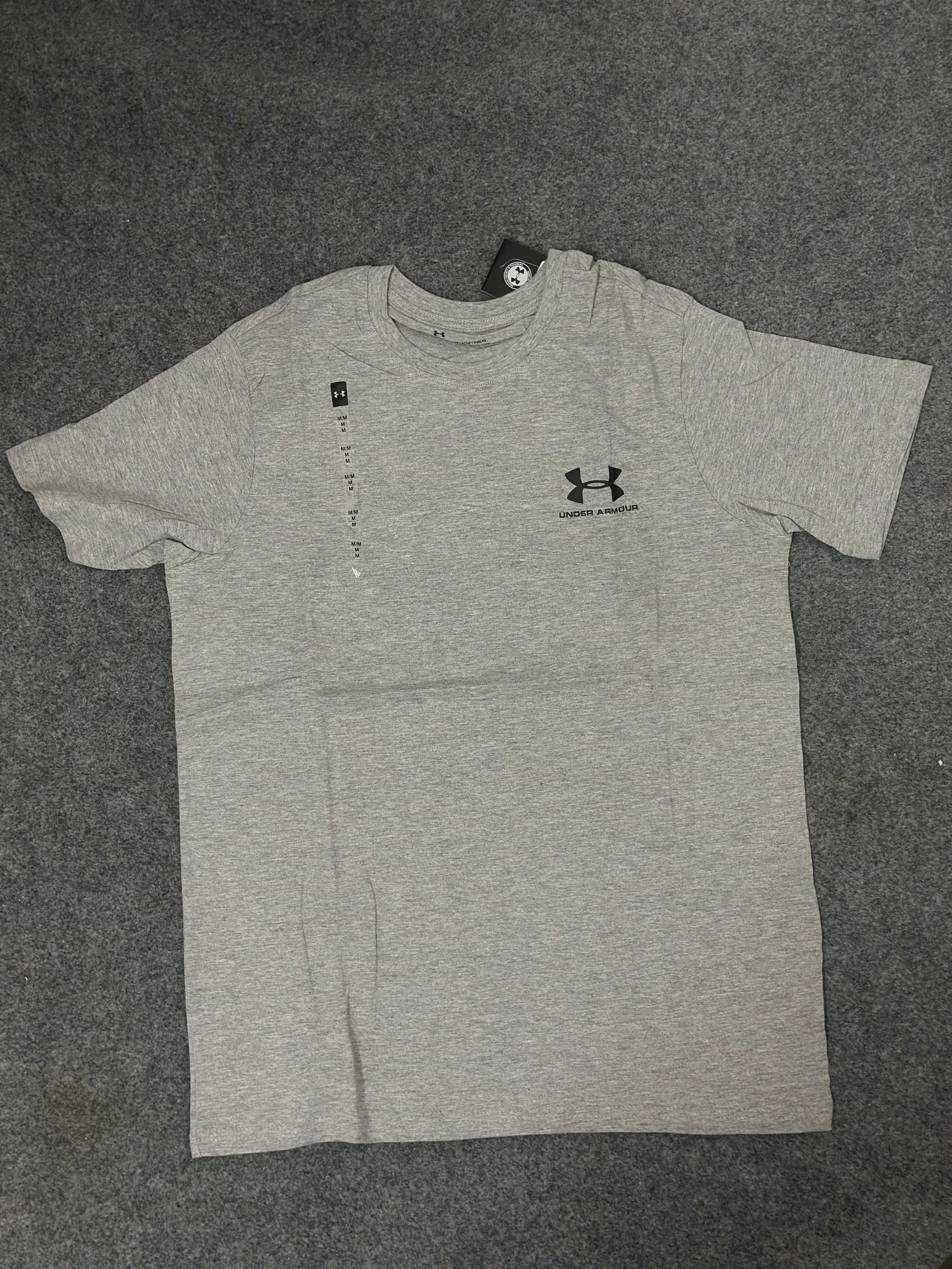 Under Armour T-Shirt