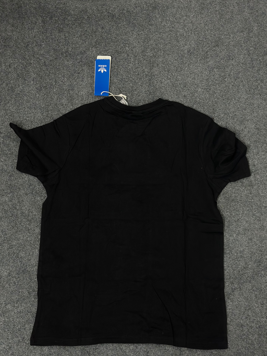 Adidas T-Shirt